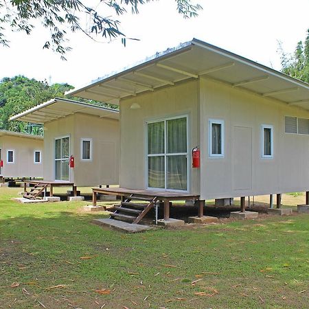 Kiulu Riverside Chalet Tamparuli Bagian luar foto